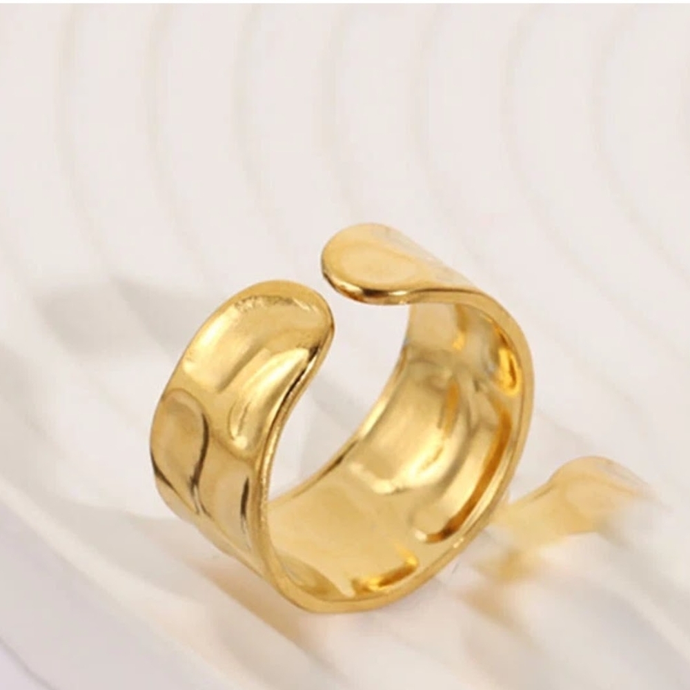 Gold-Filled Textured Ring - Picture 4 of 4